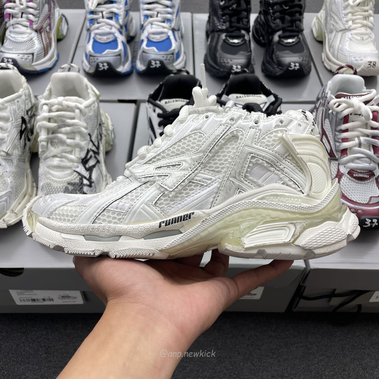 Balenciaga Runner White Grey Silver Black Blue Multicolor Burgundy (21) - newkick.vip